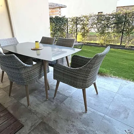 아파트 Climatise Avec Terrasse, Jardin Privatif Et Parking A Furiani, 4 Pers. - Fr-1-650-14 *